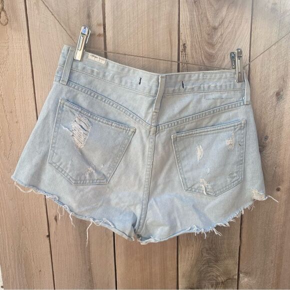 Lovers & friends light wash distressed denim shorts size 27 - Picture 7 of 8